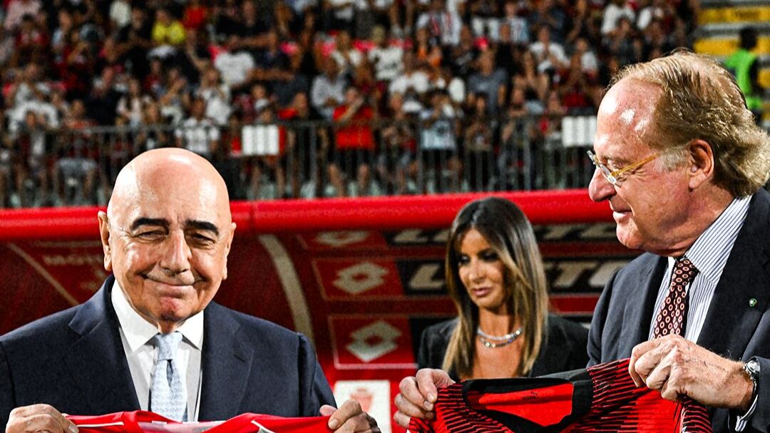 "Berlusconi sempre nel cuore". Che notte per Monza e Milan