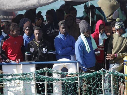 Migranti, Frontex dà ragione all'Italia: crolla numero degli sbarchi