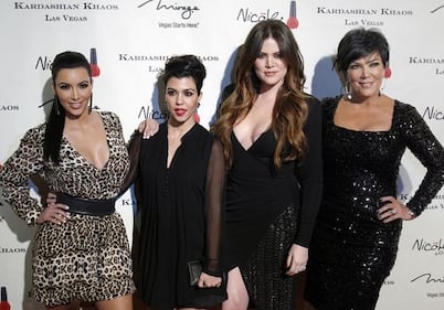 Kourtney Kardashian, bikini leopardato da urlo: foto 15