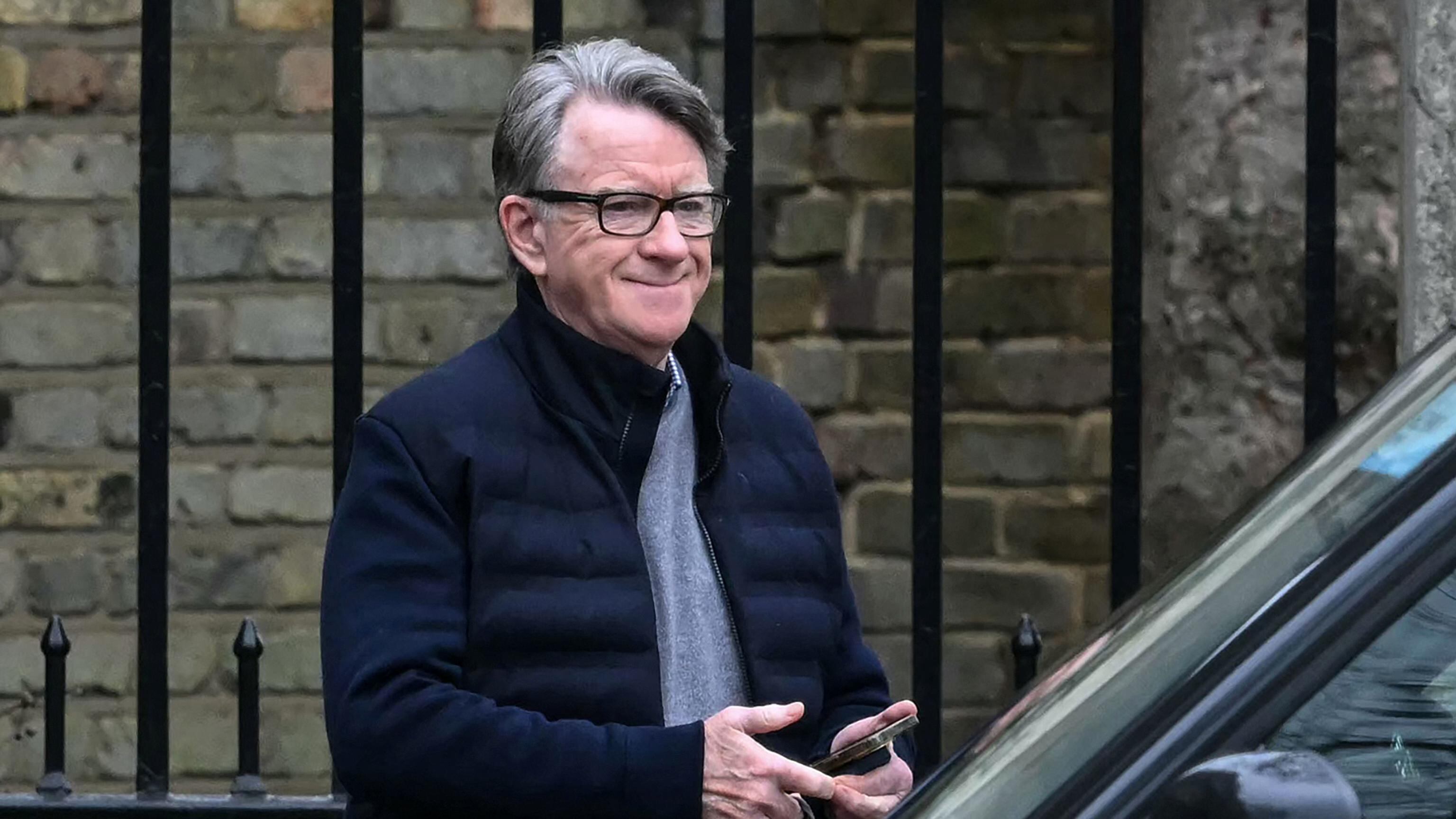 Mandelson choc: "Starmer allo sbando"