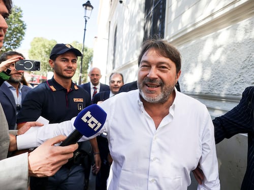 Caos a Report, la redazione: “Se Ranucci torna, noi ce ne andiamo”. E lui provoca sui social