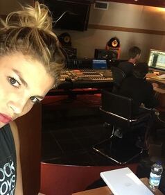 Emma Marrone regina di Instagram: un milione di fan 3