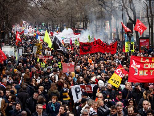 -1 alla “marcia” su Parigi. Scoppia la rabbia delle piazze