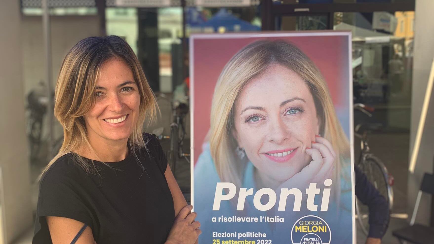 "Sei incinta? Dimettiti". La consigliera di FdI lascia