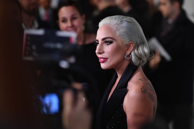 Lady Gaga sexy e chic sul red carpet: foto 9