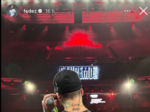 Fedez, Sanremo e la citazione di Matrix: il messaggio nascosto dietro il nuovo tatuaggio