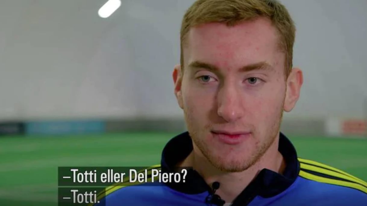 Juventus, Kulusevski prima gaffe: "Meglio Totti di Del Piero"