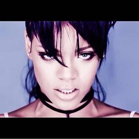 Sexy Rihanna look nuovo ma amore vecchio 6
