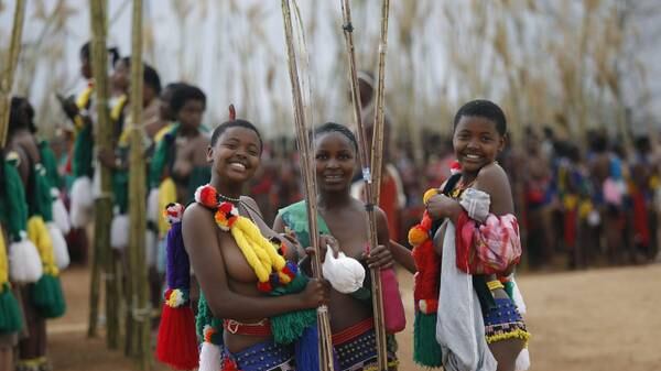 Il re dello Swaziland: "15 euro al mese a chi resta vergine"