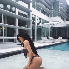 Kylie Jenner hot, calendario con Terry Richardson 10