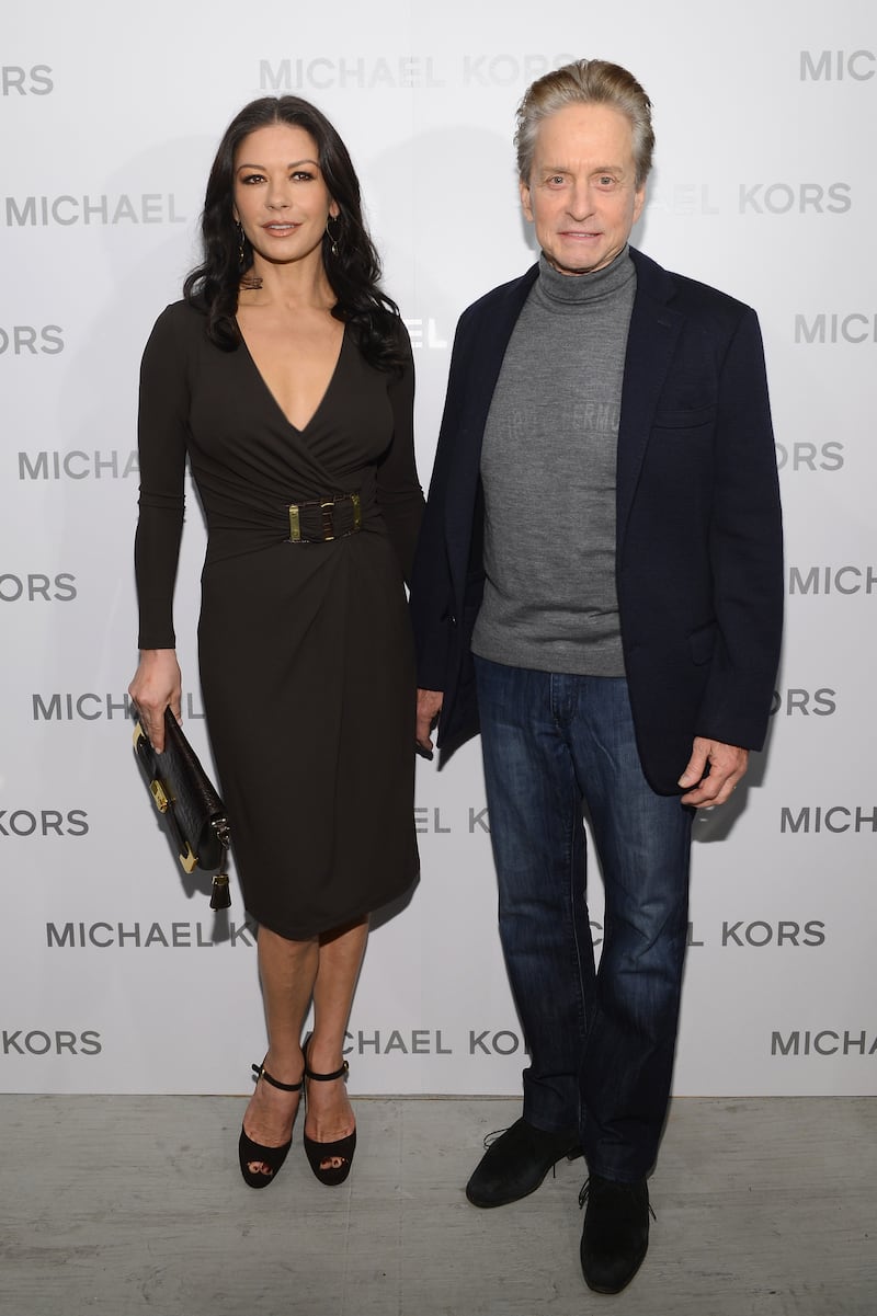 Catherine Zeta Jones, bellezza e fascino da vendere 9
