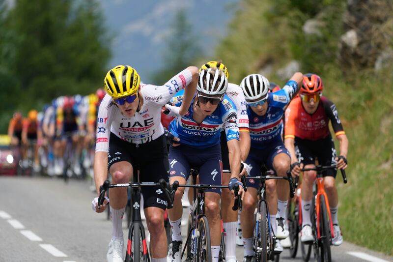 Tour tappa 19 UAE Soudal gruppo