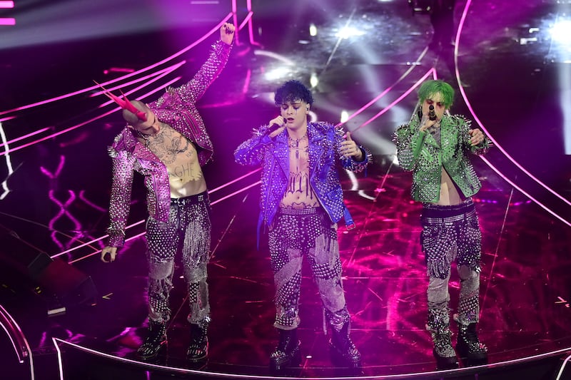 Sanremo 2024: ecco il look della finalissima del Festival dei La Sad 5