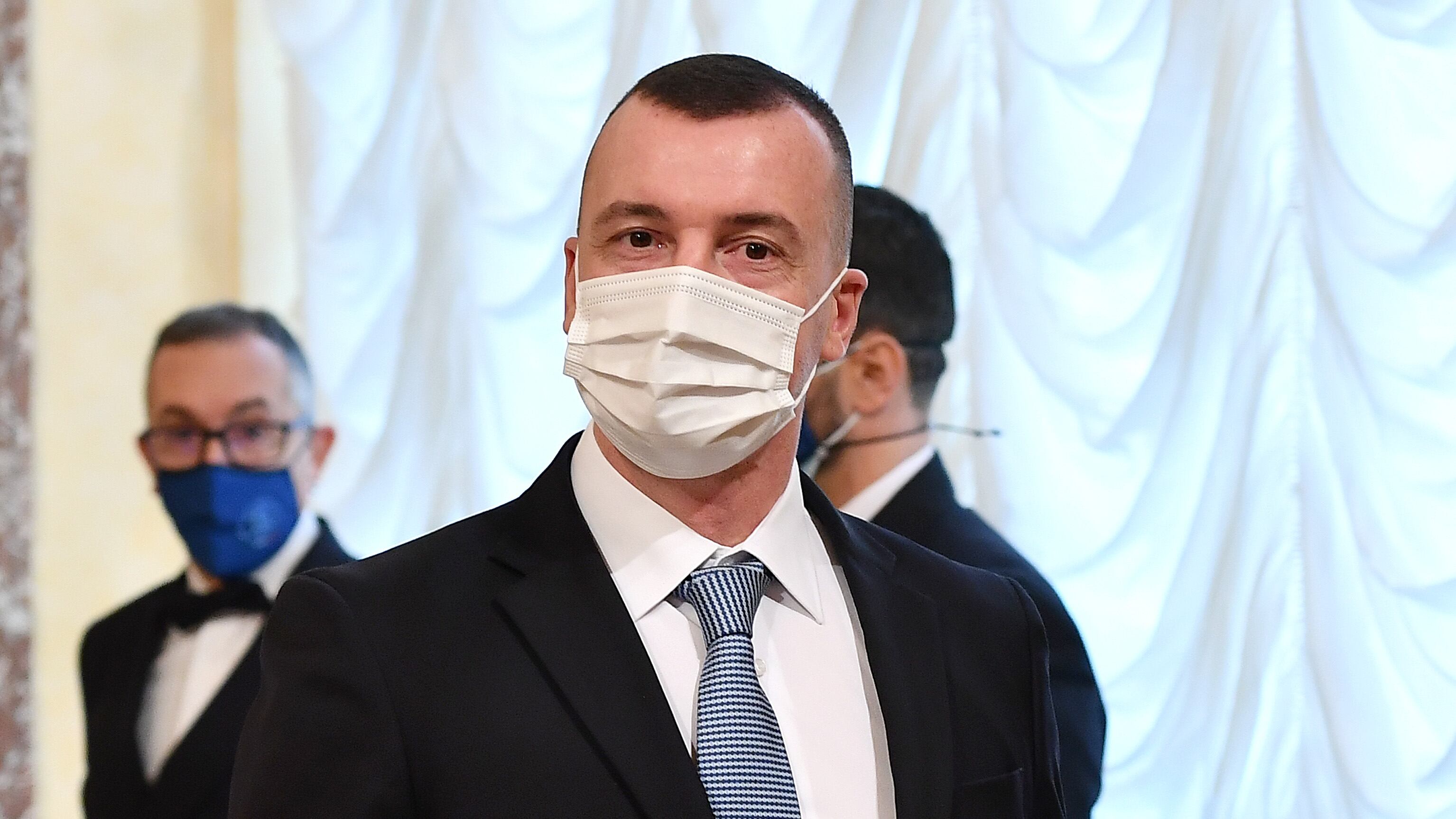 Casalino passa agli insulti: "Ddl Zan? Andranno all'inferno"