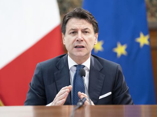 Coronavirus, Conte in Aula: "Stanziamenti aggiuntivi di 25 miliardi"