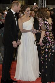Kate Middleton in bianco ai Bafta 2019 2
