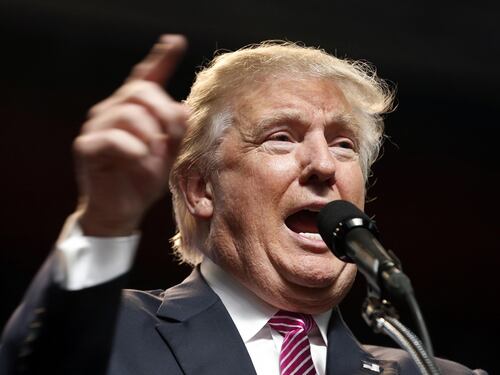 Trump: "I rifugiati faranno un attentato come l'11 Settembre"