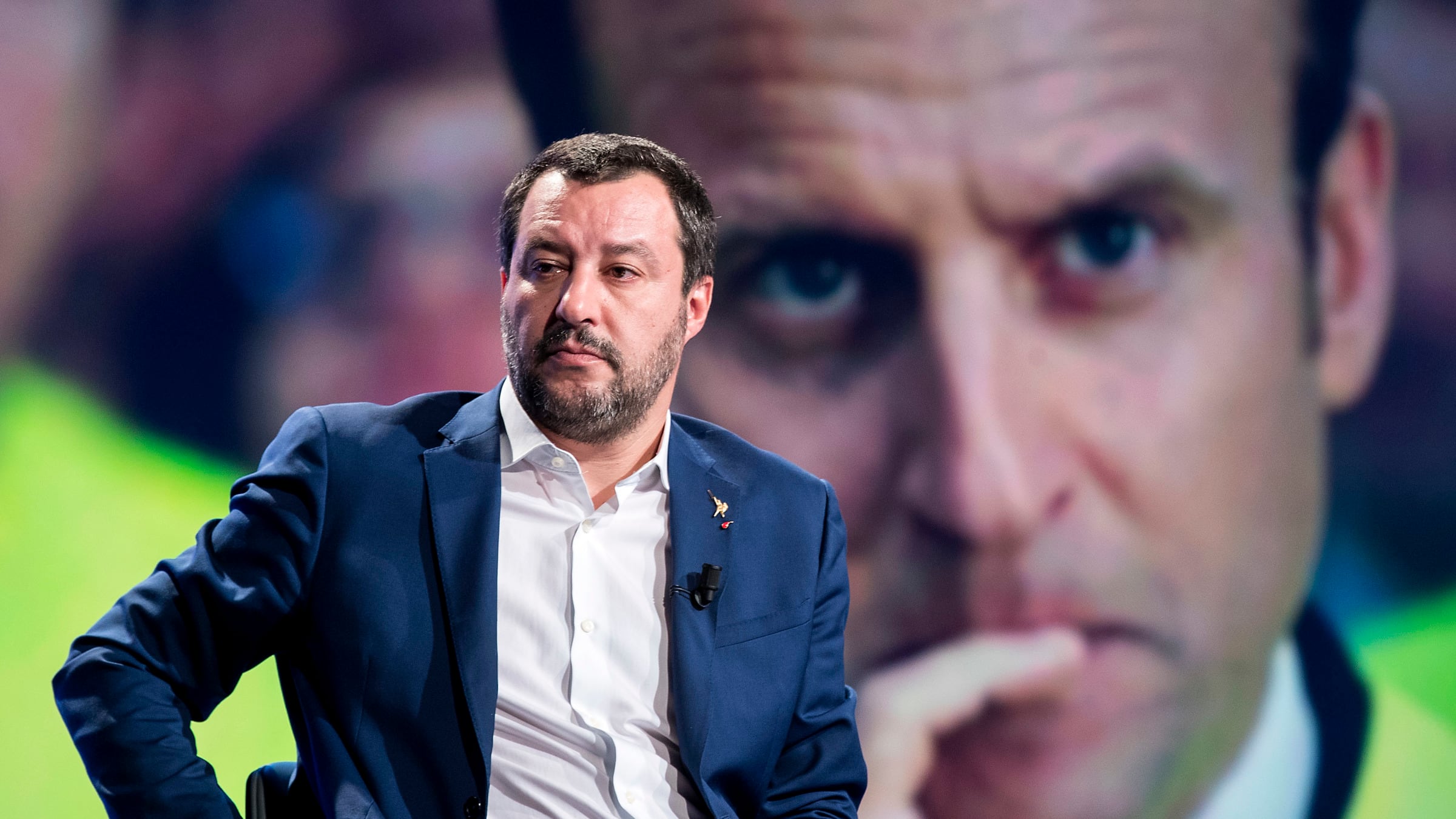Salvini a Macron: "Ma chi sei? Napoleone non c'è più'