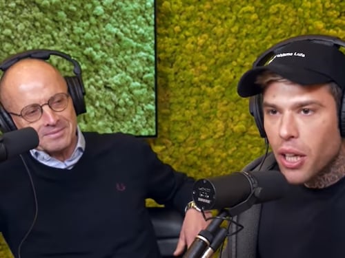 Fedez sulla Bibbia: "Uguale a Harry Potter e Signore degli Anelli"