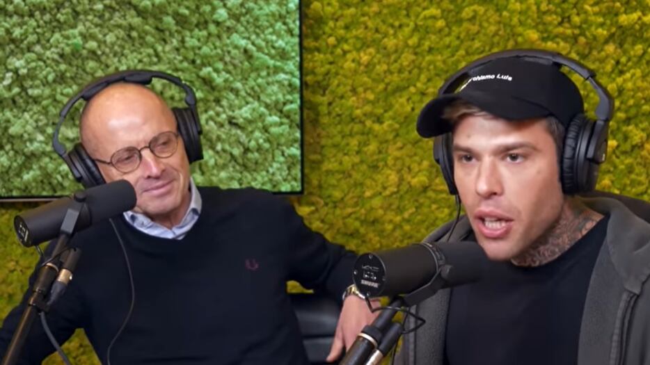 Fedez sulla Bibbia: "Uguale a Harry Potter e Signore degli Anelli"