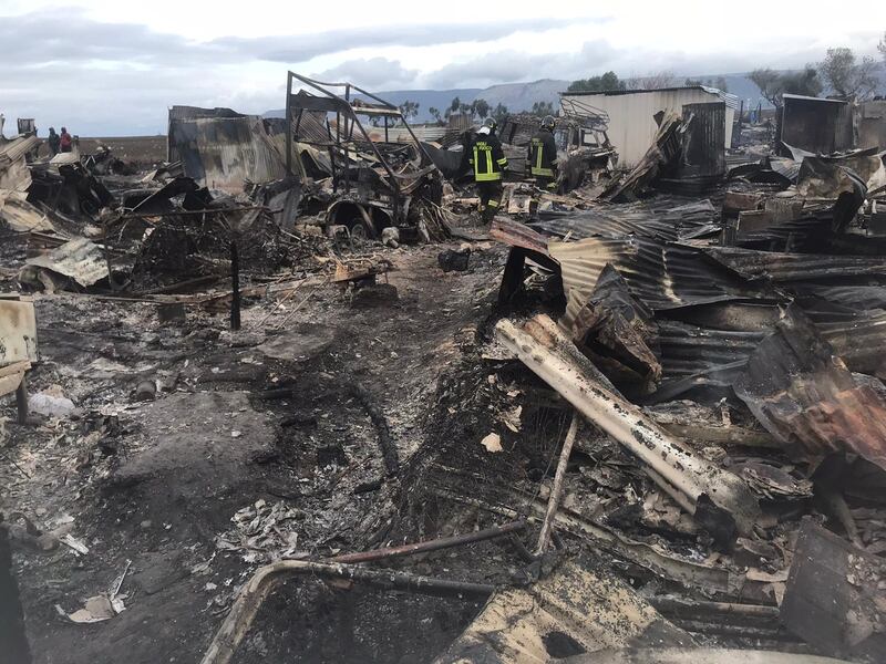 Le immagini dopo l'incendio nel Gran Ghetto 4