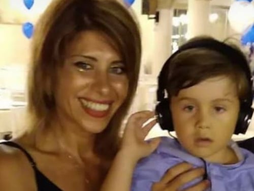 L'ipotesi choc sulla mamma dj. Lo ha sepolto prima della fine