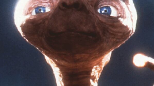 Stella a 95 anni luce manda segnali sospetti. E parte la caccia a E.T.