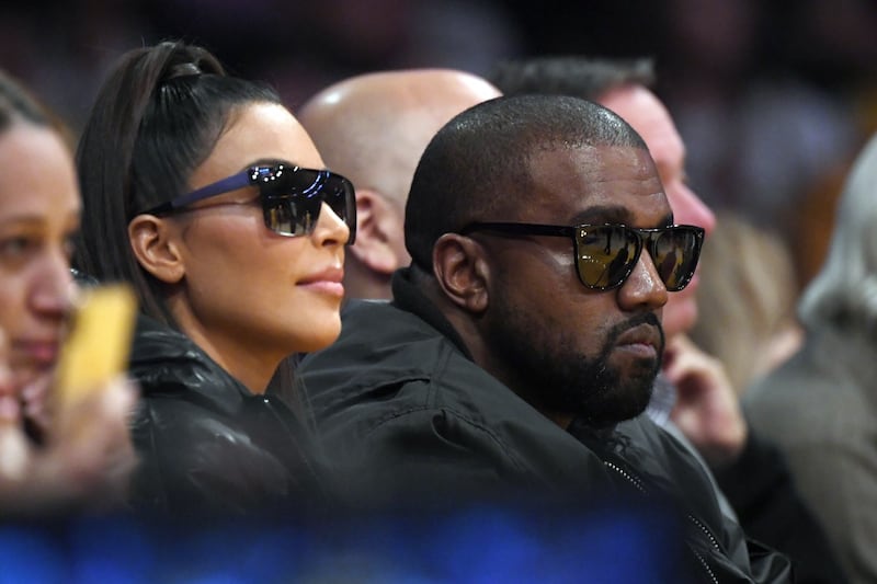 Kim Kardashian, i look sexy in foto 1