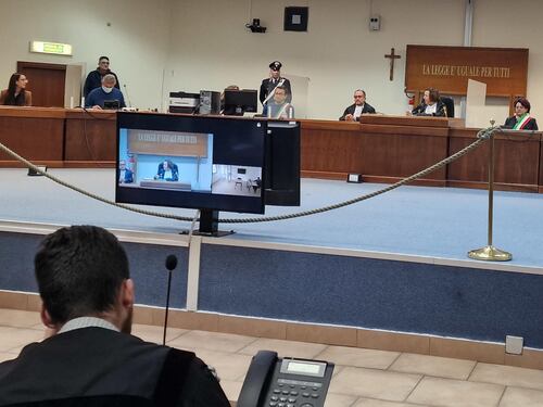 Solo la sedia vuota. Messina Denaro conserva i segreti sulle stragi