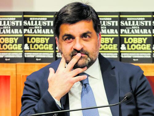 "Incastrare Palamara". Via all'indagine sul pm