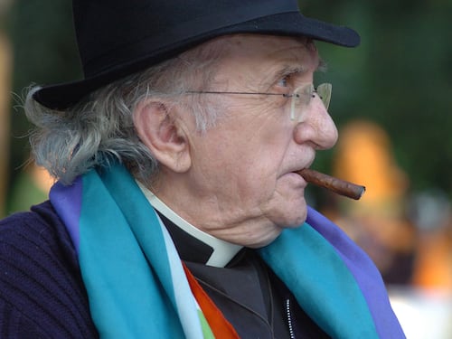 La fiction su don Gallo inabissata. Ma dal Pd