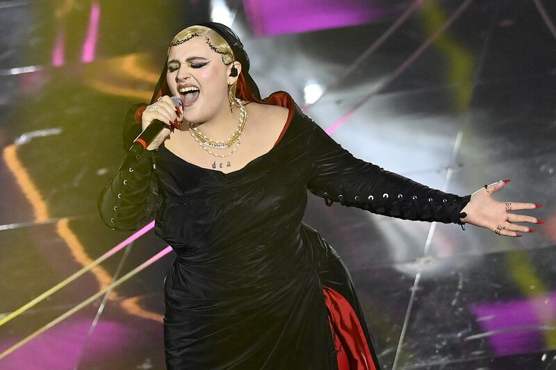 Sanremo 2024: ecco il look della seconda serata del Festival di BigMama 5