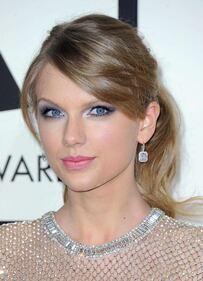 Taylor Swift e Kim Kardashian, foto sexy 14