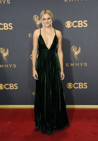 Emmy 2017, attrici hot sul red carpet 15