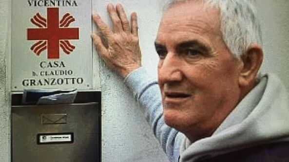 Vicenza, il vicesindaco diventato clochard: "Mi salva solo la Caritas"