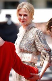 Nicole Kidman ed Elle Fanning sul red carpet di Cannes 7