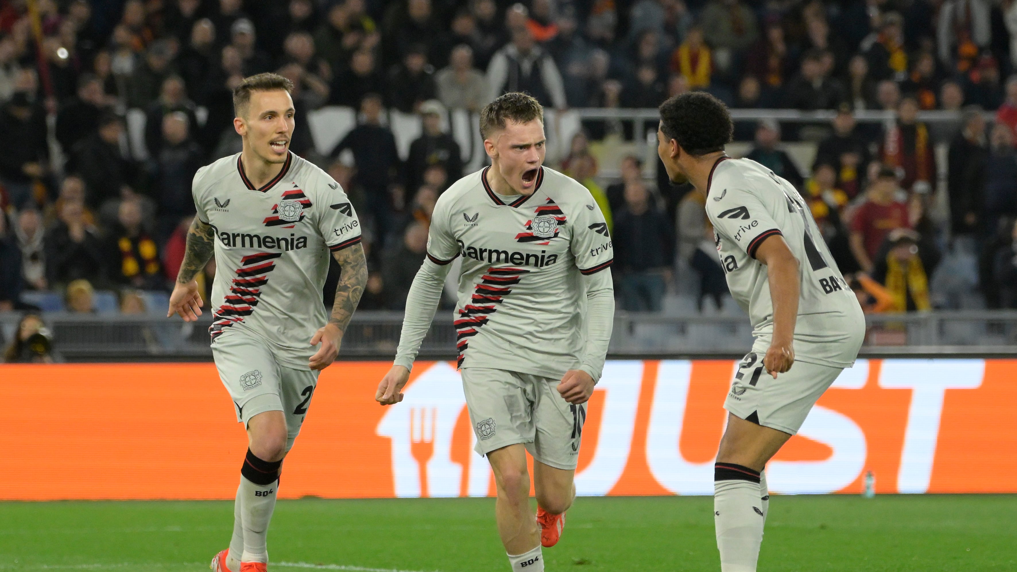 La Roma perde male col Bayer Leverkusen: 2-0 senza storia