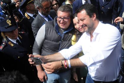 Matteo Salvini inaugura il nuovo commissariato di polizia di Corleone 1