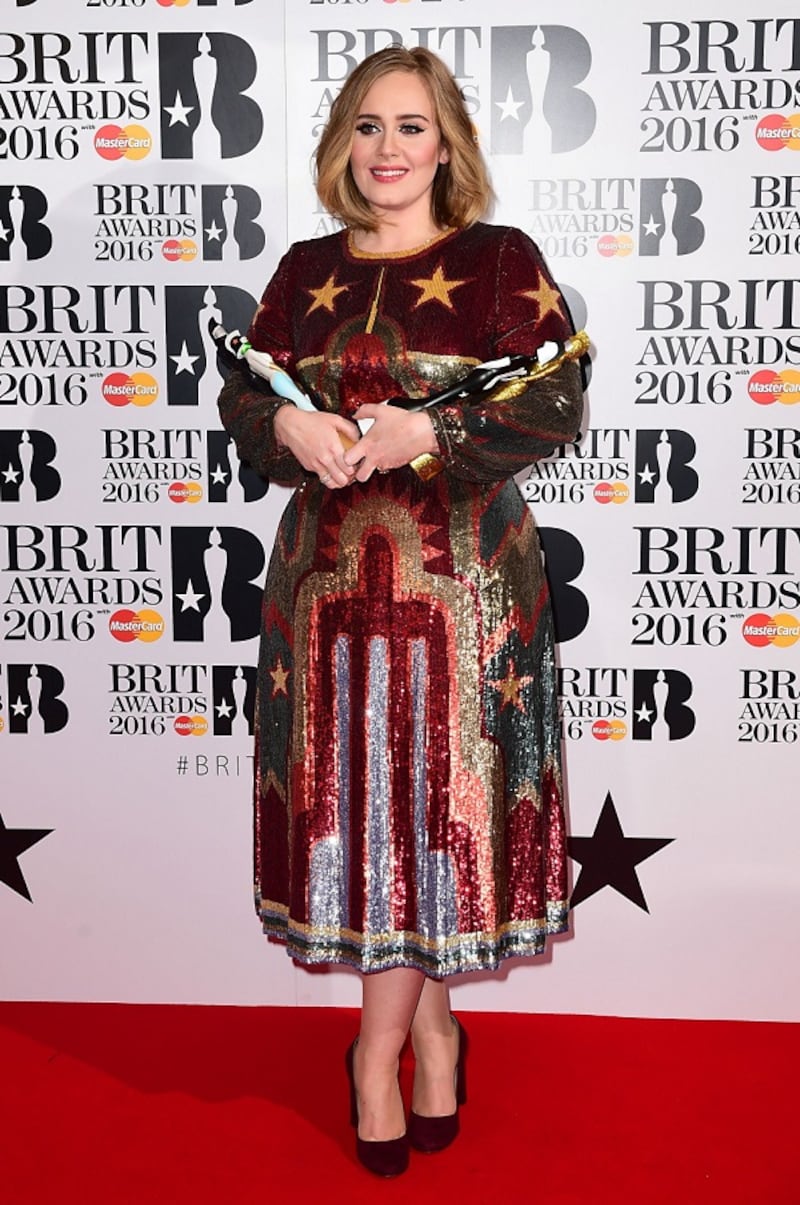 Adele, la regina dei Brit Awards 2016: foto 3