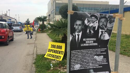 Di Maio contestato a Napoli 15