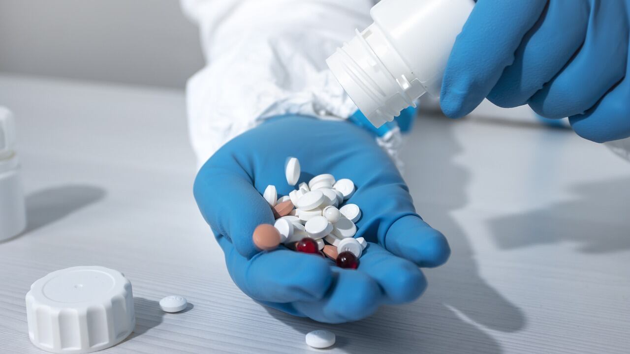 Tumore del colon e antibiotici: esiste un legame