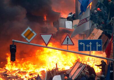 Almeno 25 morti negli scontri in Ucraina 5