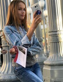 Kristina Pimenova, la baby modella più contesa dagli stilisti 3