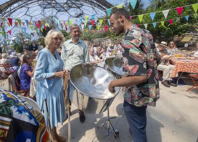 Il principe Carlo e Camilla in visita ufficiale in Devon & Cornwall 2