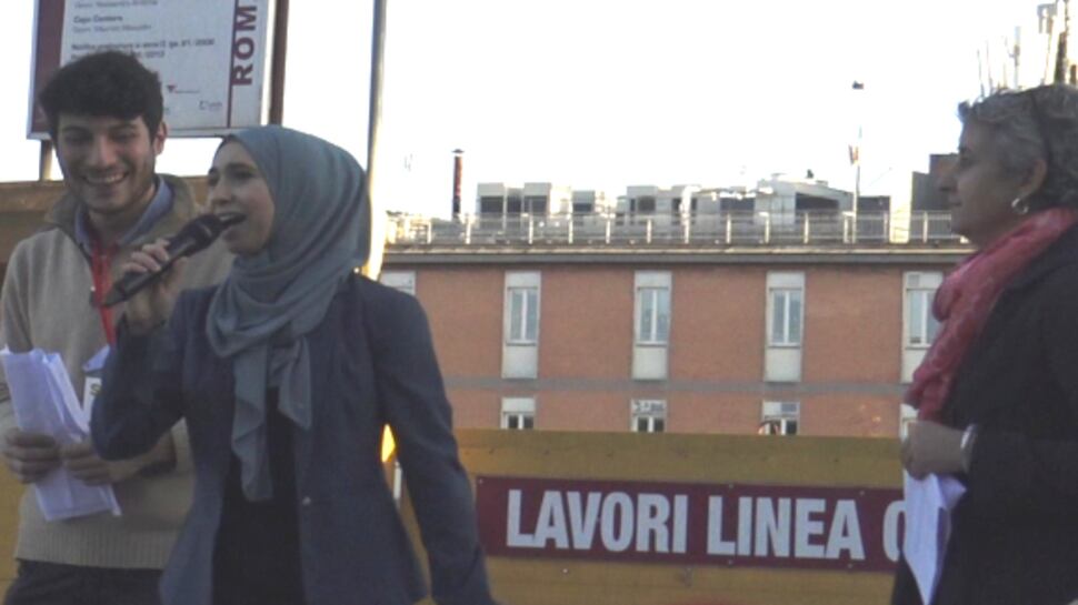 Il veleno della sardina col velo "Salvini? Stupido e ignorante"