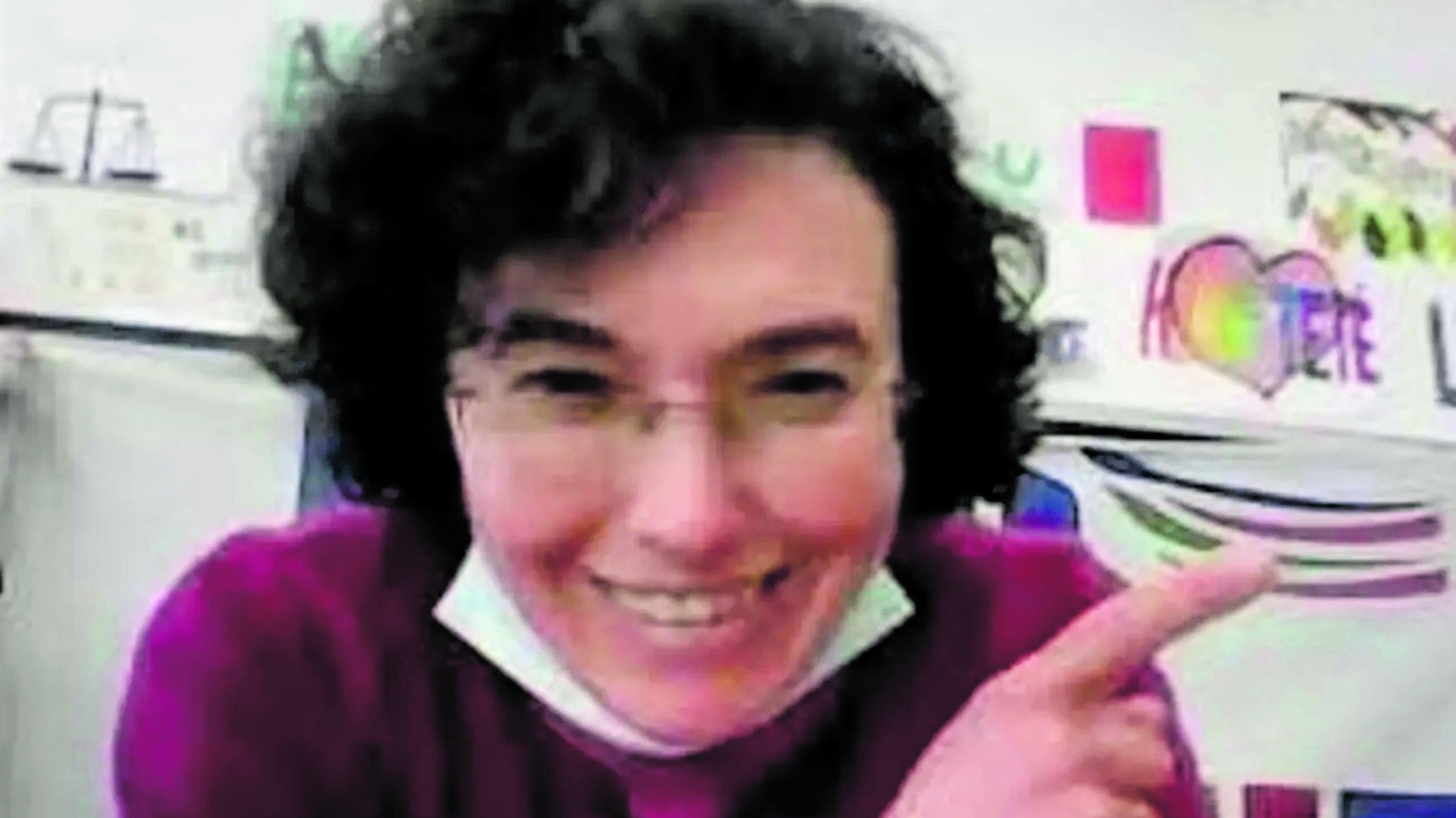 La prof ferita torna a casa: "Mi ha salvata uno studente"