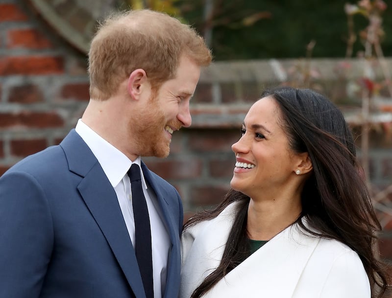Kensington Palace, Harry e Meghan annunciano il loro fidanzamento 15