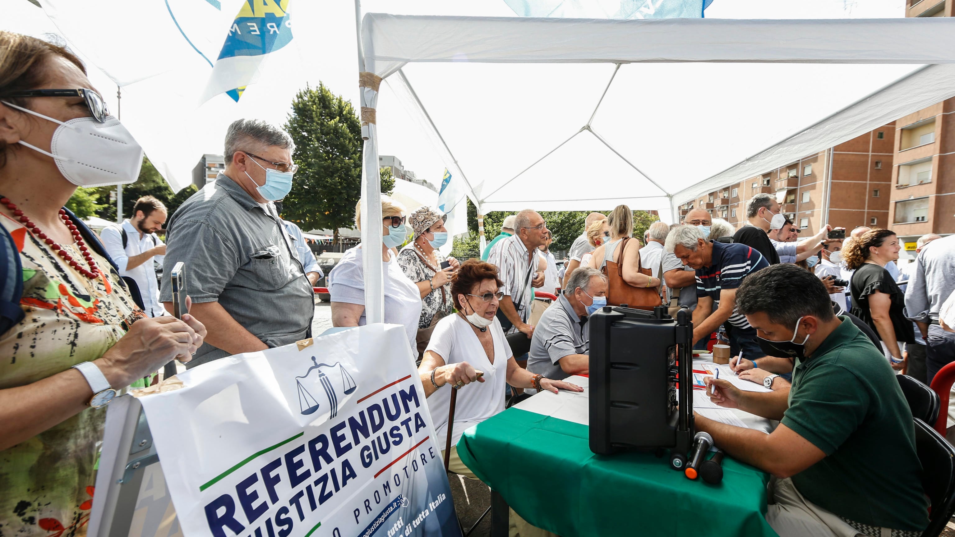Giustizia, partita in pressing: referendum con le Comunali. Salvini: "Occasione storica"