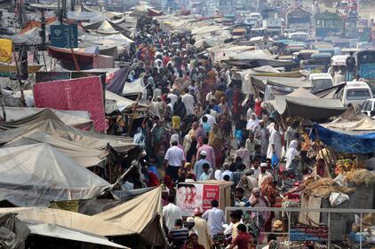 Pakistan, preparativi per l'Eid al-Fitr a Lahore 1