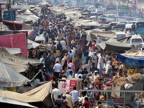 Pakistan, festeggiamenti per l'Eid al-Fitr a Lahore